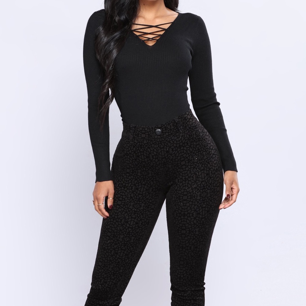 Mandeleine Sweater Top